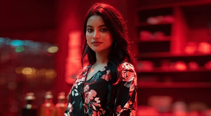 হাওয়ার পর ‘আন্ধার’-এ তুষি!