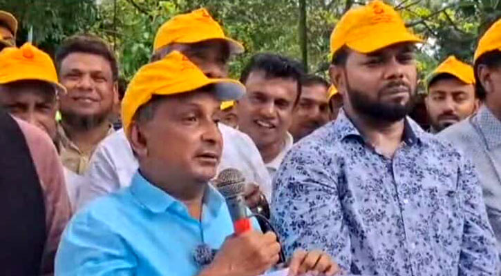 একটি গোষ্ঠী স্বার্থ হাসিলের জন্য হিন্দুদের ব্যবহার করেছে: সরওয়ার আলমগীর