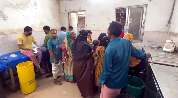নরসিংদীতে ব্যবসায়ীকে কুপিয়ে হত্যা