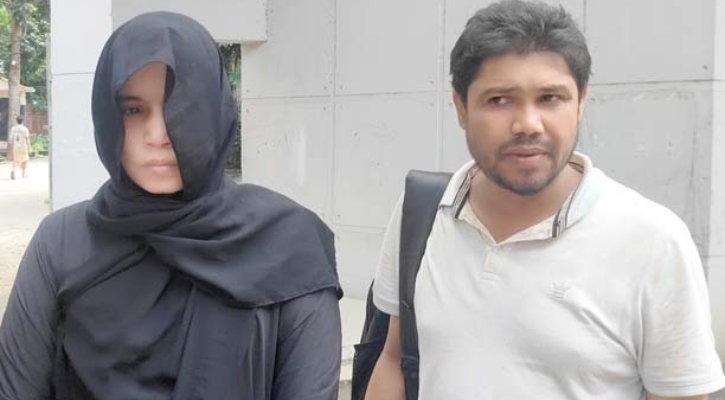 কামারখন্দে ভুয়া কাগজে ভোটার
হতে গিয়ে রোহিঙ্গা দম্পতি আটক