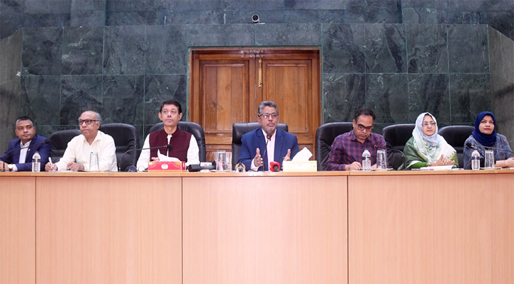 হলে ঢুকতে পারবে না বহিরাগতরা, ভোটারের জন্য থাকবে বাস