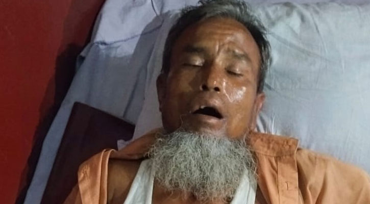 নিজের জুস পান করেই জ্ঞান হারালেন অজ্ঞান পার্টির সদস্য