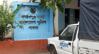 পাবনায় ট্রাকচাপায় বাইক আরোহী মা-মেয়ে নিহত 