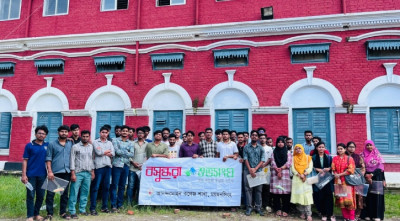 আনন্দ মোহন কলেজের ৬০ শিক্ষার্থীকে পরীক্ষা সামগ্রী দিল বসুন্ধরা শুভসংঘ