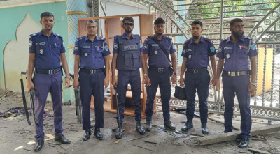 নুরাল পাগলের দরবারের সামনে পুলিশ মোতায়েন, ৩৫০০ জনের নামে মামলা