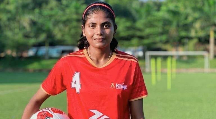 রাকসুর ছাত্রদল প্যানেলে প্রার্থী হলেন নারী ফুটবল দলের নার্গিস