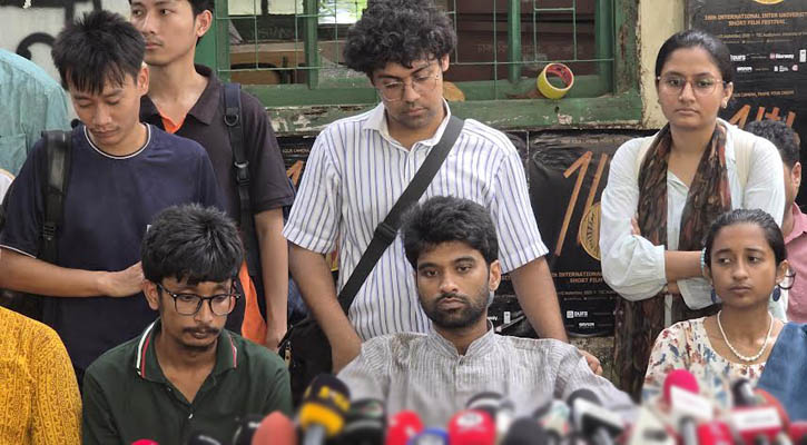 হাসপাতাল থেকে ফিরেই প্রচারণায় মেঘমল্লার