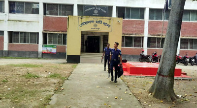 নুরাল পাগলের মাজারে হামলা: নিষিদ্ধ ছাত্রলীগের নেতাসহ গ্রেপ্তার ৫