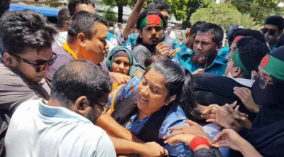 ওসিসহ ৫ পুলিশের বিরুদ্ধে স্বাস্থ্যখাত সংস্কার আন্দোলনকারীর মামলা, তদন্ত করবে দুদক