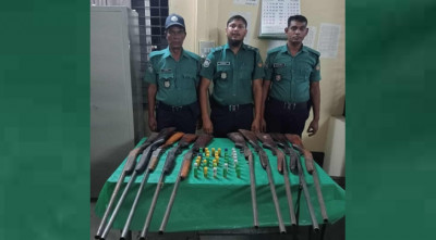 ‎রংপুরে যৌথবাহিনীর অভিযানে ১০ বন্দুক ও ৩৬ গুলি জব্দ