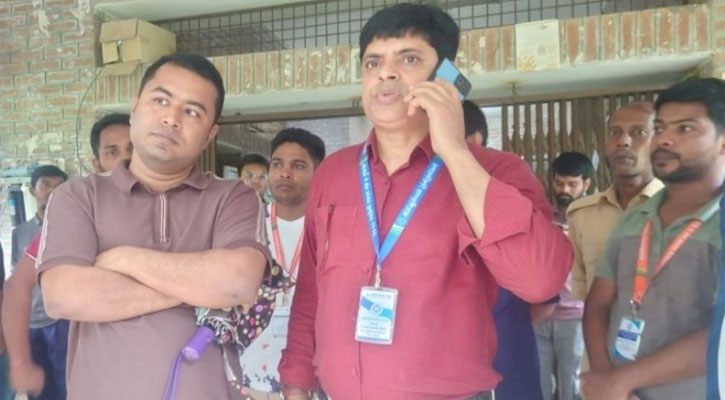 ‘রাতে ক্যাম্পাসে এসেছিলাম, শরীর খারাপ করায় হলে শুয়ে পড়েছি’