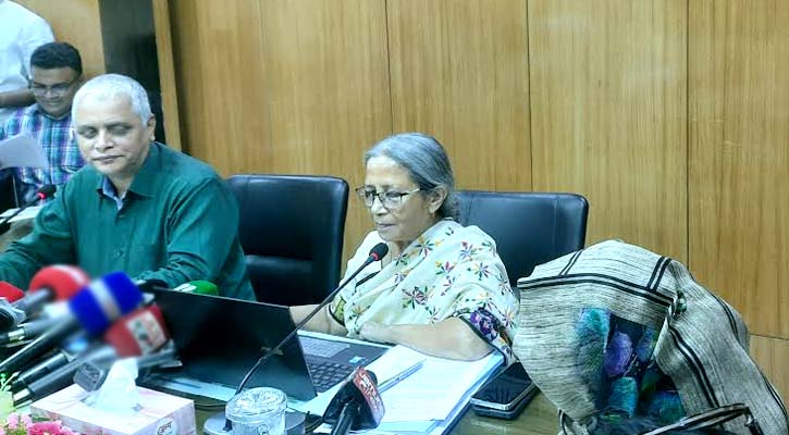 ইলিশের দাম কমাতে না পারায় মৎস্য উপদেষ্টার দুঃখ প্রকাশ