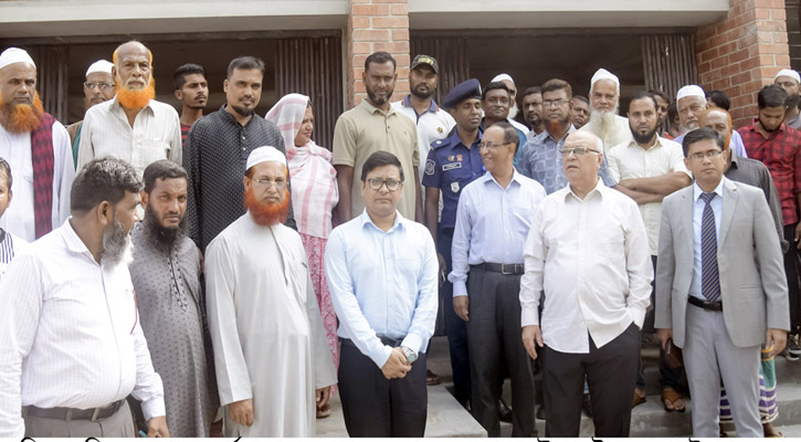 অনুপযুক্ত স্থানে আশ্রয় কেন্দ্রের নির্মাণকাজ বন্ধ করে দেওয়া হবে