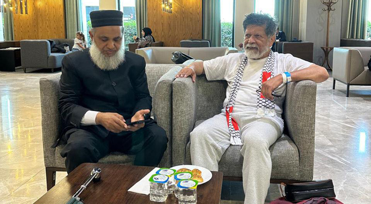 ইসরায়েল থেকে মুক্তি পেয়ে তুরস্ক পৌঁছেছেন শহিদুল আলম