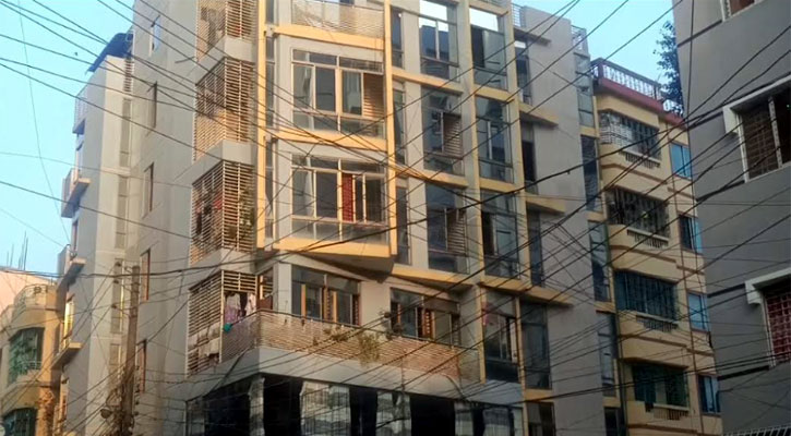 ব্রাহ্মণবাড়িয়ায় বহুতল ভবনের ফ্ল্যাটে রহস্যজনক অগ্নিকাণ্ডে এক ব্যক্তি নিহত