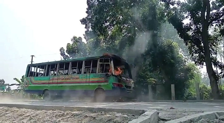 নাগরপুরে বাসচাপায় স্কুলছাত্রী নিহত, বাসে অগ্নিসংযোগ