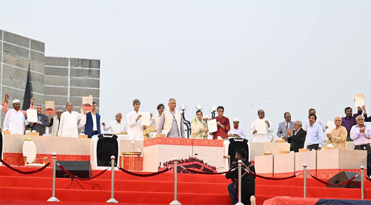 জুলাই সনদে স্বাক্ষর করলেন যে ২৪ রাজনৈতিক দলের প্রতিনিধিরা, আসেনি ৫ দল