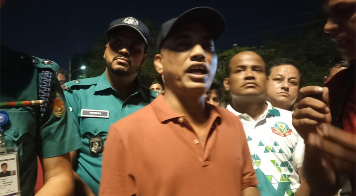 টিকিট-পাসপোর্টধারী যাত্রীরা বিমানবন্দরে প্রবেশ করতে পারছেন: উত্তরা ডিসি