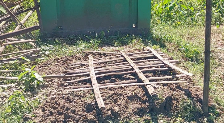 অমাবস্যার রাতে কবরস্থান থেকে গায়েব ১৬ কঙ্কাল!