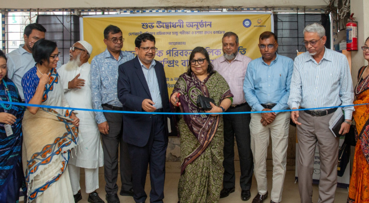 ৫০ হাজার চালকের চক্ষু-পরীক্ষা ও ৩০ হাজার চশমা বিতরণ 