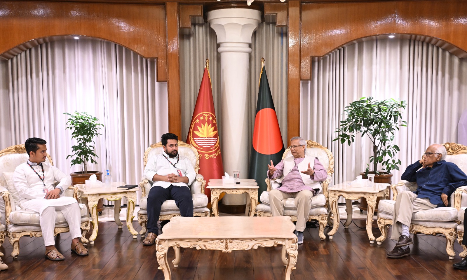 গণভোটের আগে তত্ত্বাবধায়ক সরকারের কথা বলা দূরভিসন্ধিমূলক: নাহিদ
